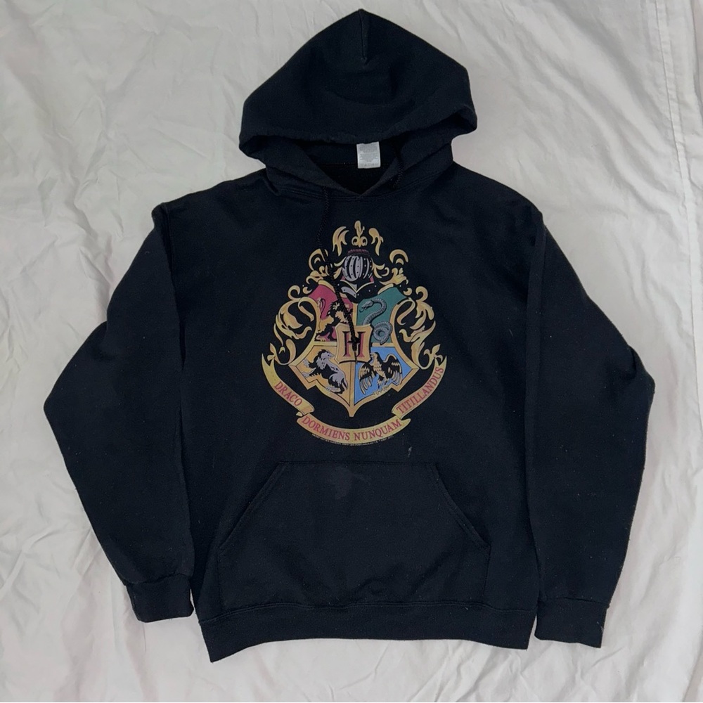 Hogwarts Emblem Sweatshirt